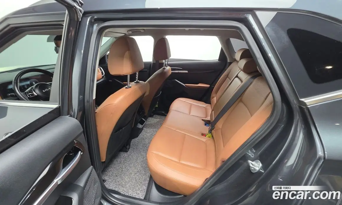 Kia Seltos 2023 1.6 автомат (гидро), фото 16