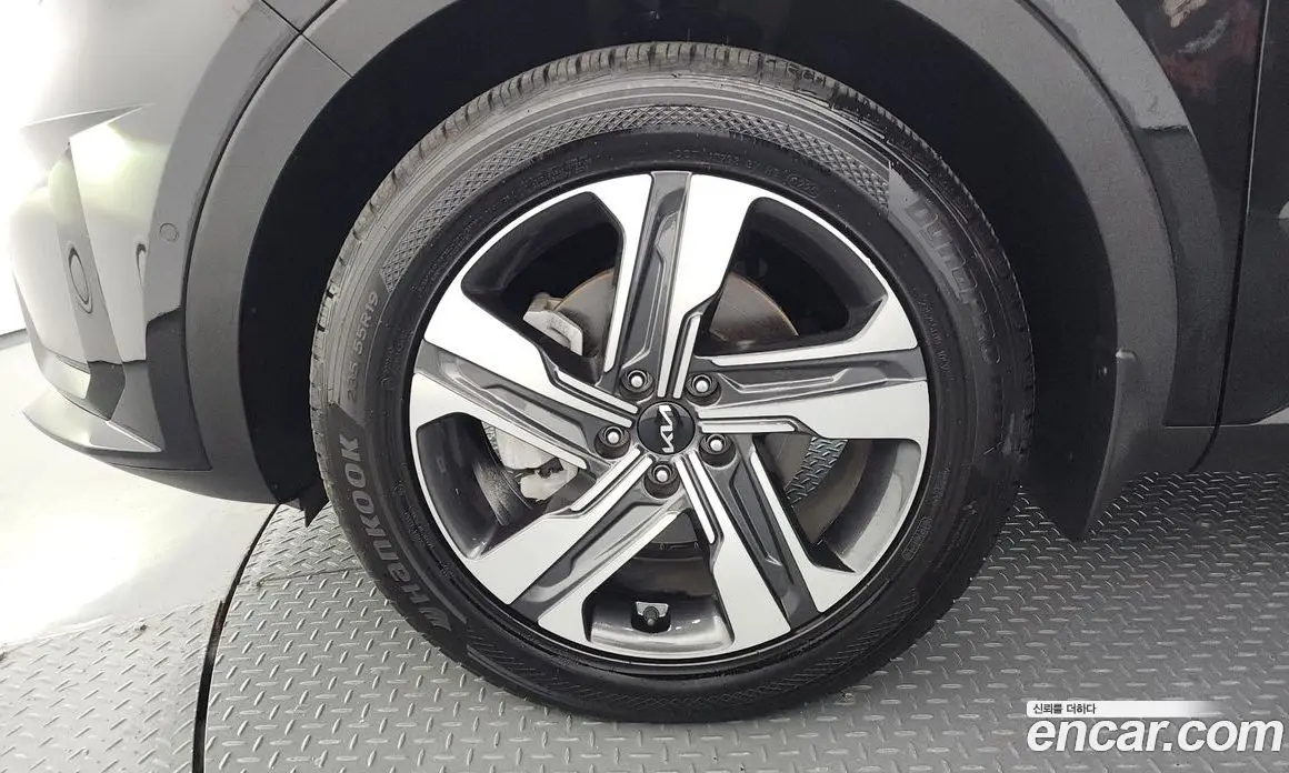 Kia Sorento 2023 1.6 автомат (гидро), фото 5