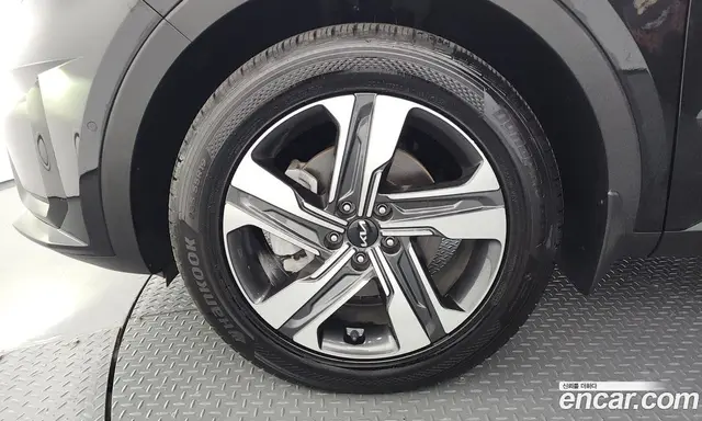 Kia Sorento 2023 1.6 автомат (гидро), миниатюра 5
