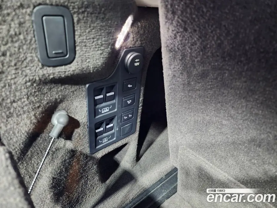 Land Rover Discovery 2017 3.0 автомат (гидро), фото 18
