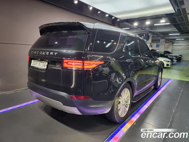 Land Rover Discovery 2017 3.0 автомат (гидро), миниатюра 3