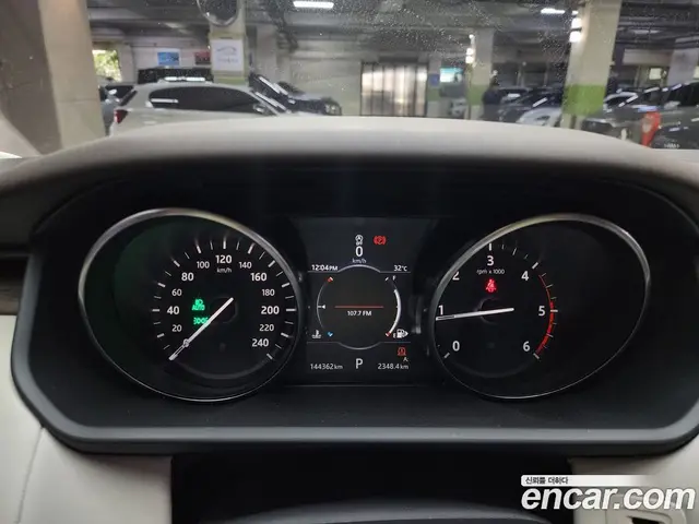 Land Rover Discovery 2017 3.0 автомат (гидро), миниатюра 7