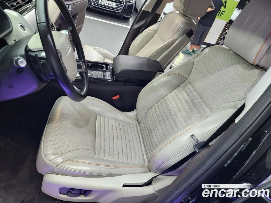 Land Rover Discovery 2017 3.0 автомат (гидро), фото 8