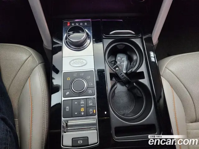 Land Rover Discovery 2017 3.0 автомат (гидро), миниатюра 10