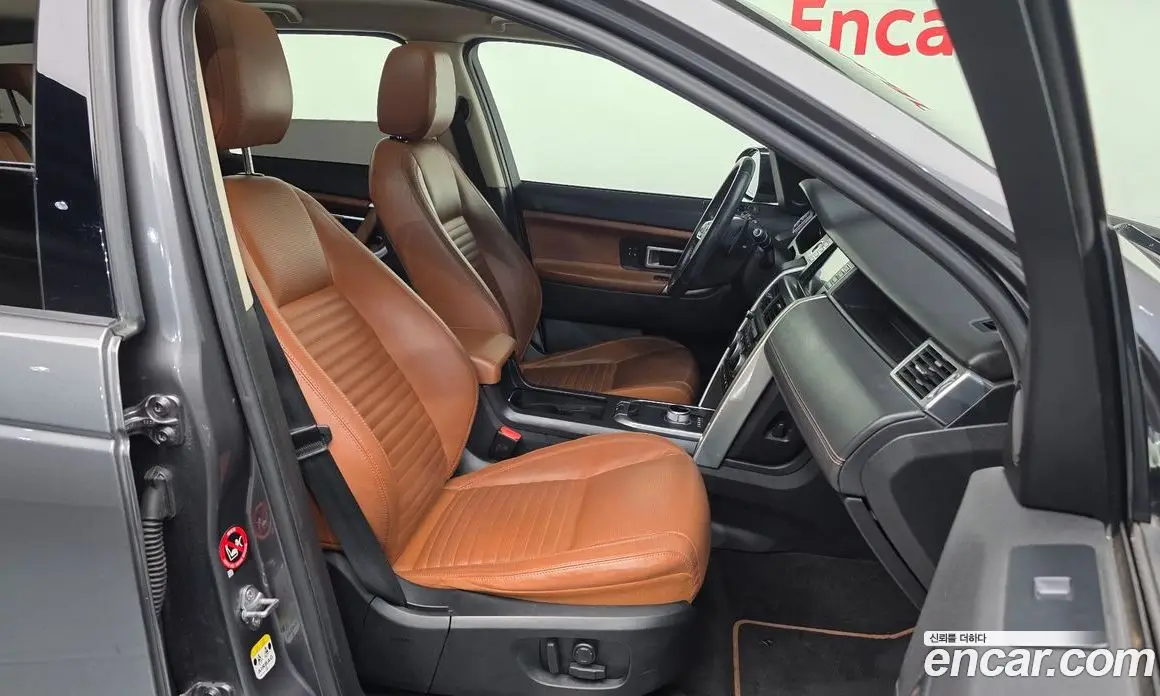 Land Rover Discovery Sport 2015 2.0 автомат (гидро), фото 11