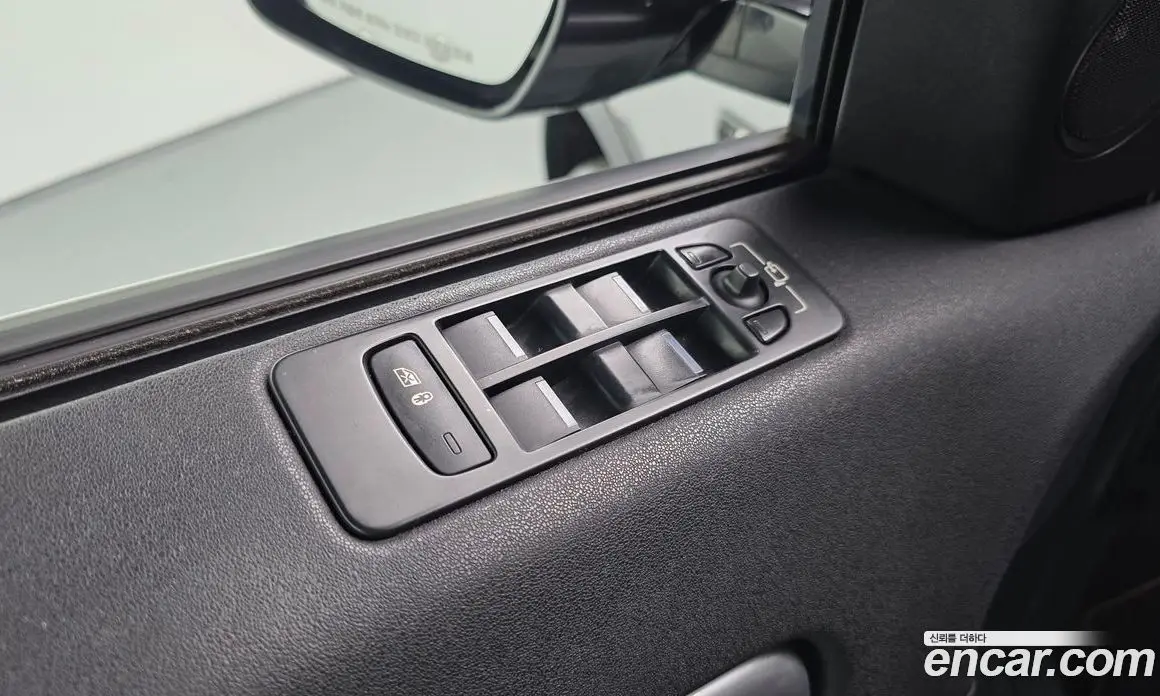 Land Rover Discovery Sport 2015 2.0 автомат (гидро), фото 17