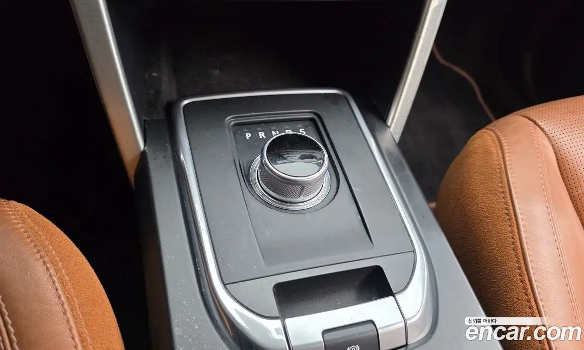 Land Rover Discovery Sport 2015 2.0 автомат (гидро), фото 9
