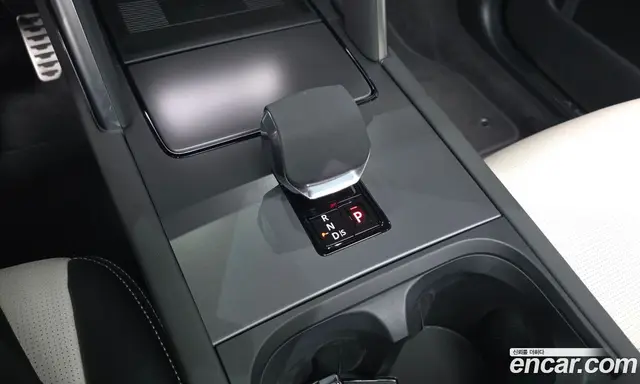 Land Rover Discovery Sport 2025 2.0 автомат (гидро), миниатюра 11