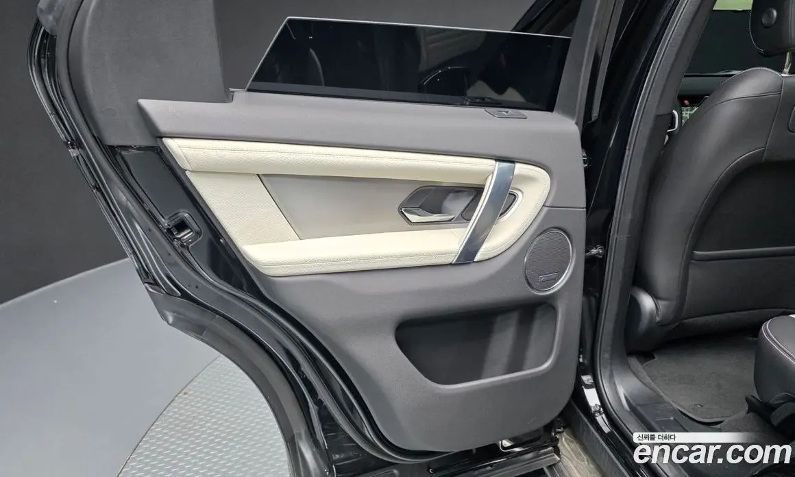Land Rover Discovery Sport 2025 2.0 автомат (гидро), фото 14