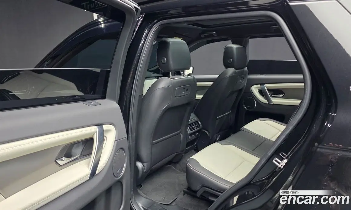 Land Rover Discovery Sport 2025 2.0 автомат (гидро), фото 15