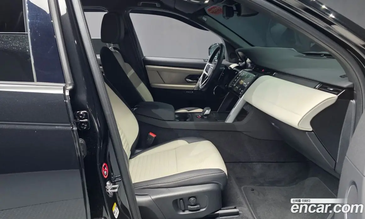 Land Rover Discovery Sport 2025 2.0 автомат (гидро), фото 16