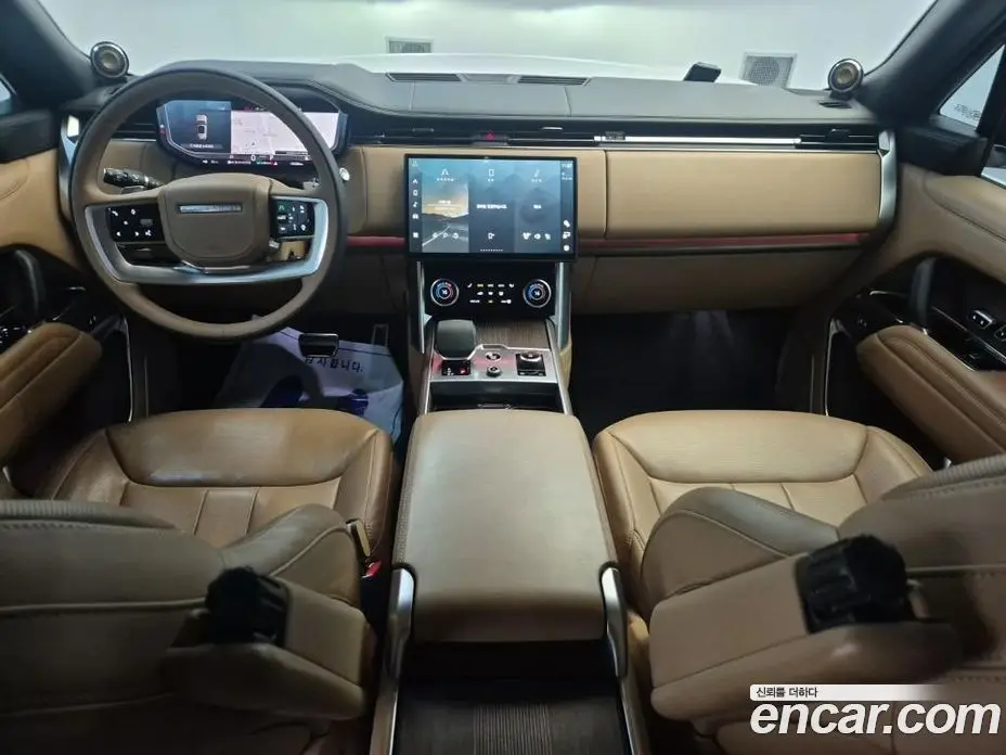 Land Rover Range Rover 2022 4.4 автомат (гидро), фото 7