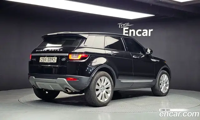 Land Rover Range Rover Evoque 2015 2.0 автомат (гидро), миниатюра 2