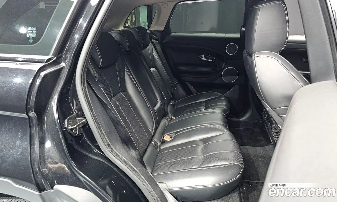 Land Rover Range Rover Evoque 2015 2.0 автомат (гидро), фото 11