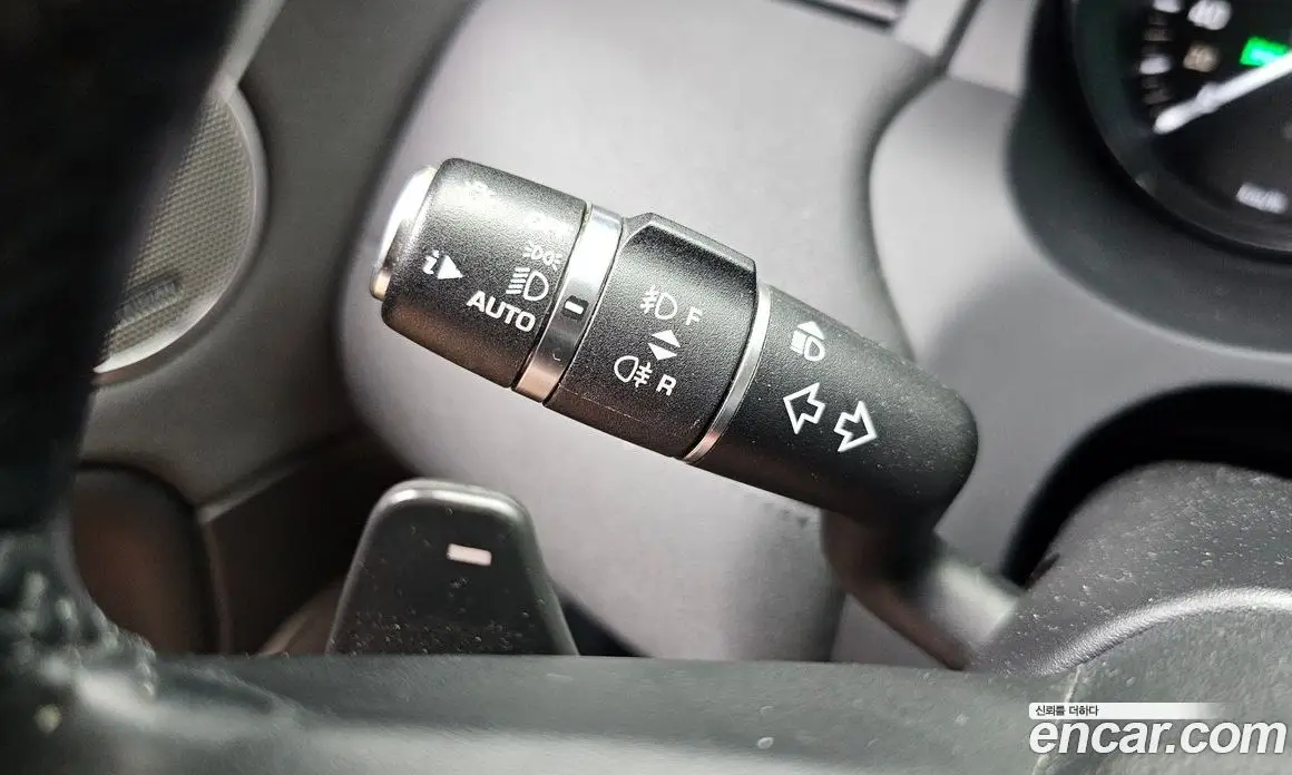 Land Rover Range Rover Evoque 2015 2.0 автомат (гидро), фото 17
