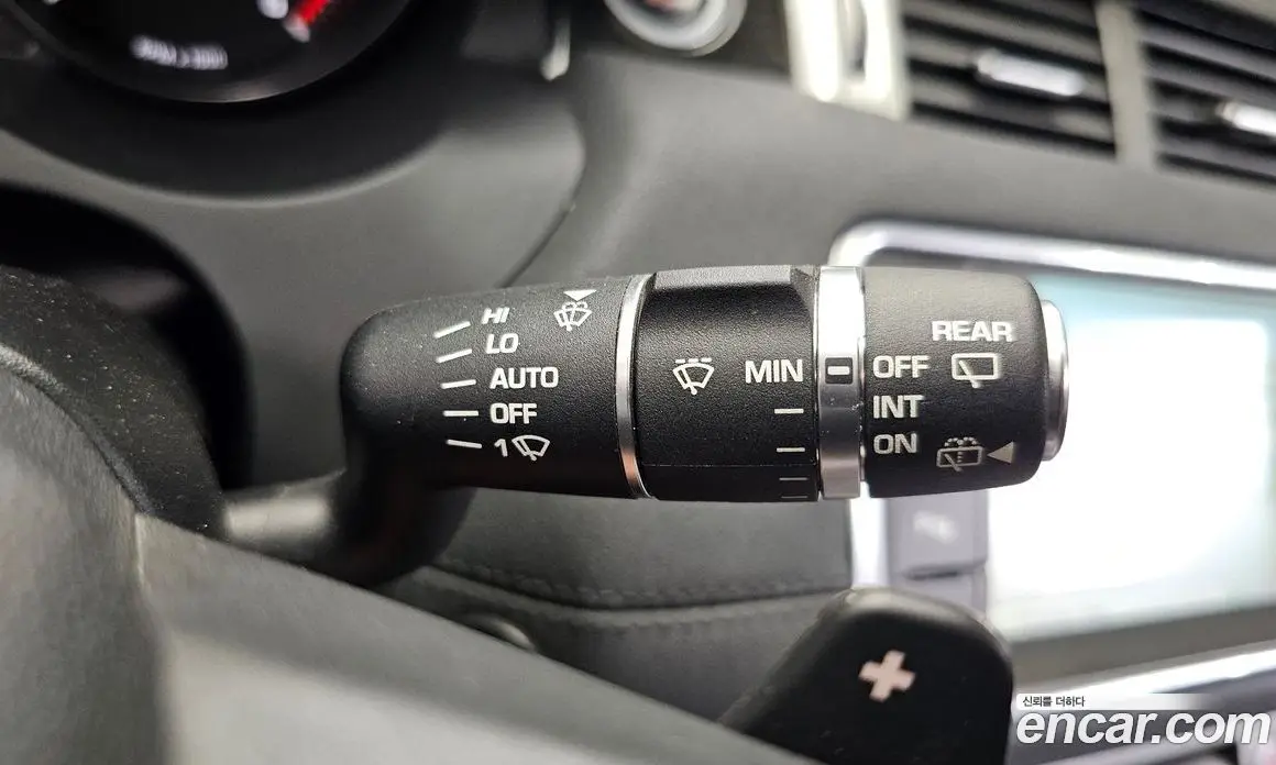 Land Rover Range Rover Evoque 2015 2.0 автомат (гидро), фото 18