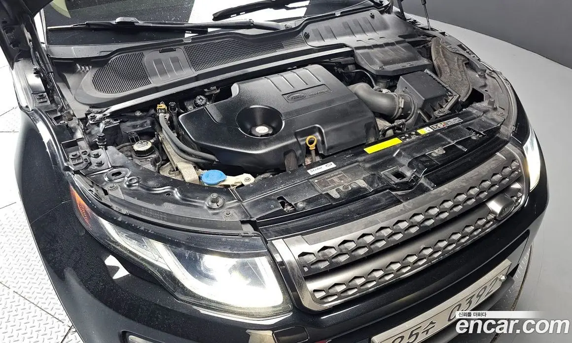 Land Rover Range Rover Evoque 2015 2.0 автомат (гидро), фото 6