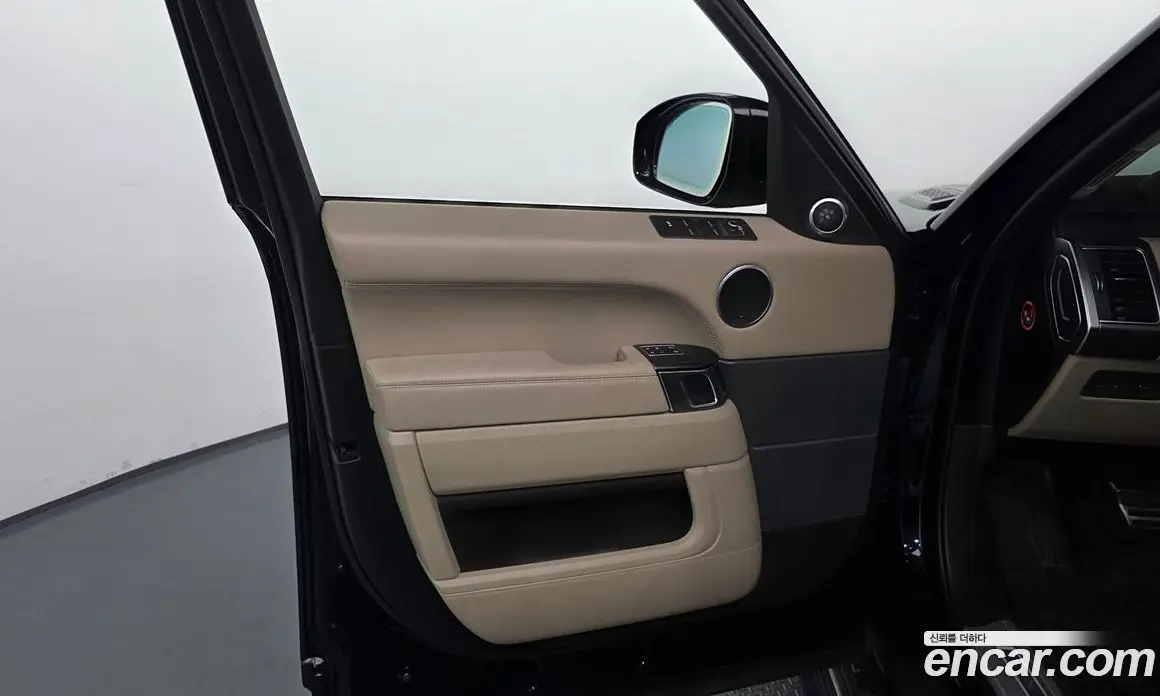 Land Rover Range Rover Sport 2016 3.0 автомат (гидро), фото 13