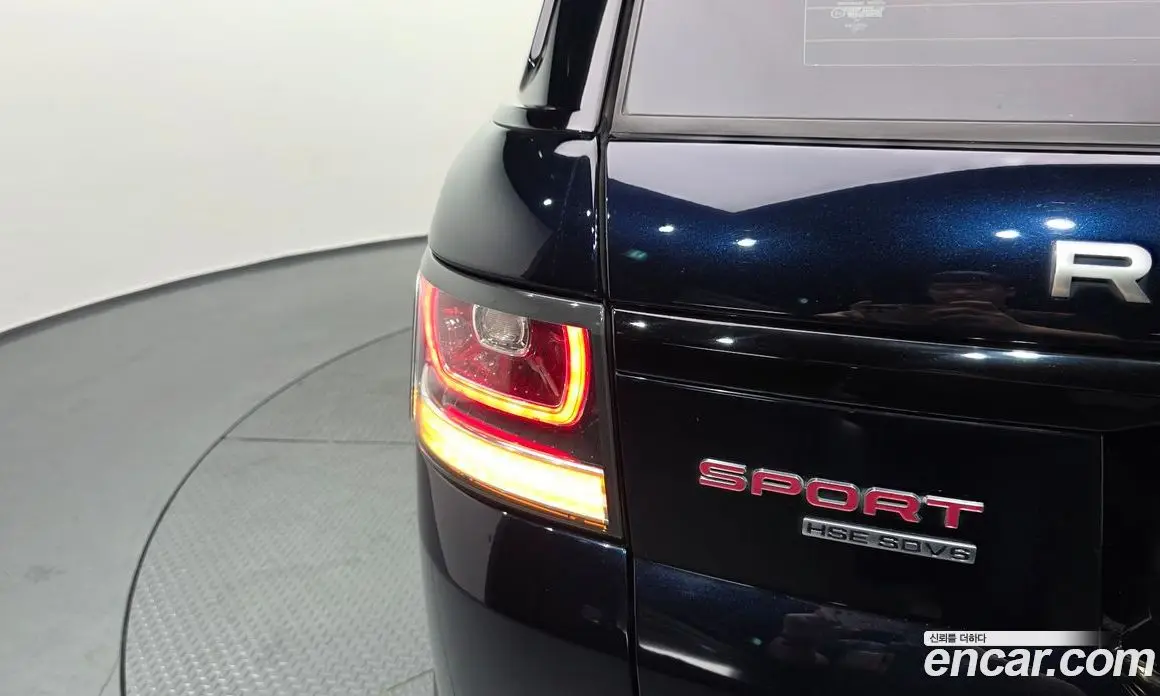 Land Rover Range Rover Sport 2016 3.0 автомат (гидро), фото 8
