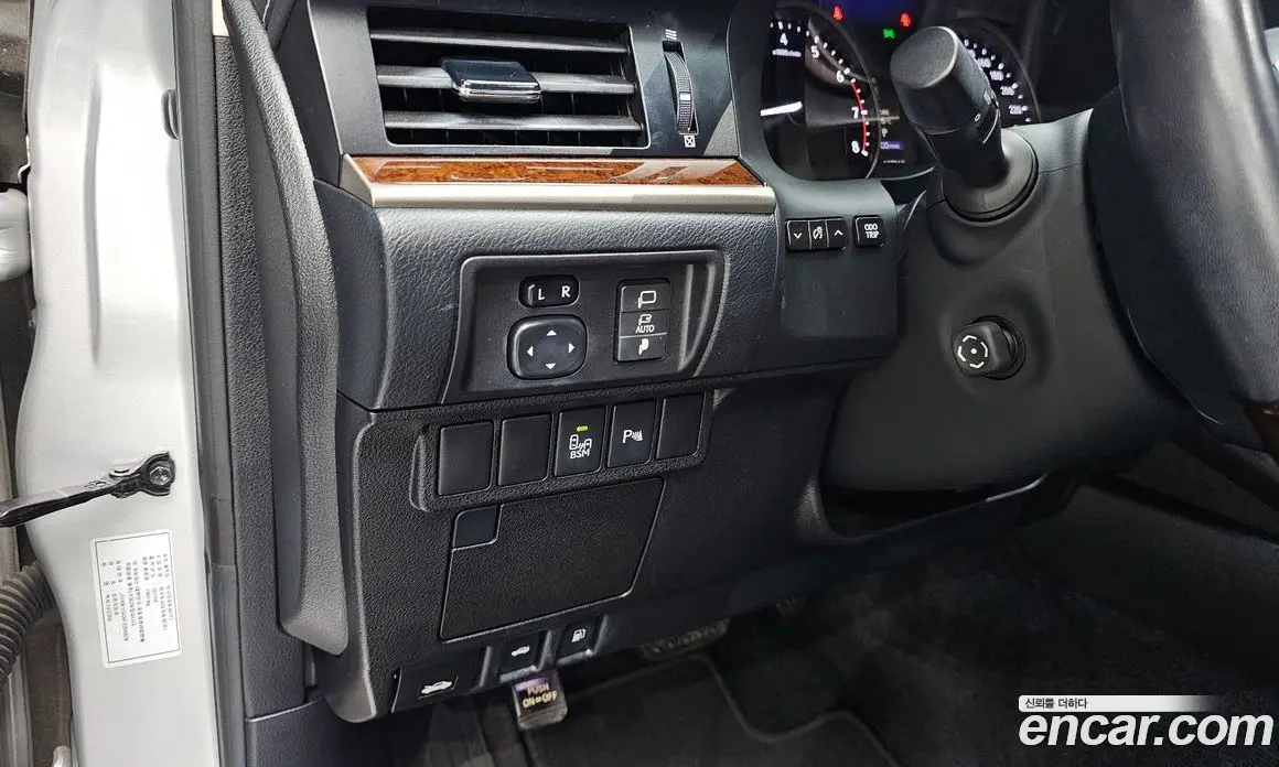 Lexus ES 2015 3.5 автомат (гидро), фото 17