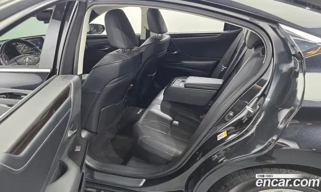 Lexus ES 2019 2.5 автомат (гидро), миниатюра 11