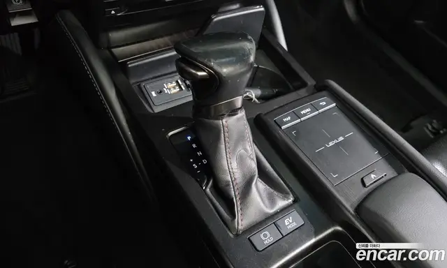 Lexus ES 2019 2.5 автомат (гидро), миниатюра 9