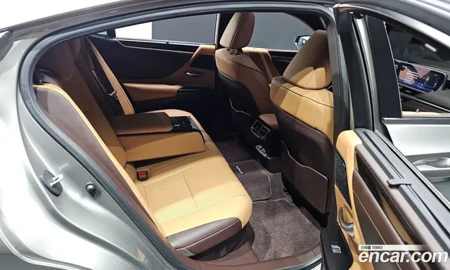 Lexus ES 2021 2.5 автомат (гидро), миниатюра 11