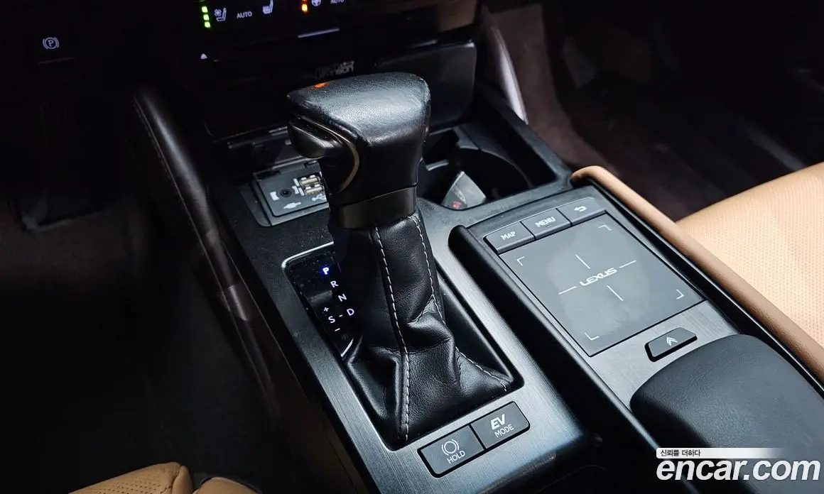 Lexus ES 2021 2.5 автомат (гидро), фото 9