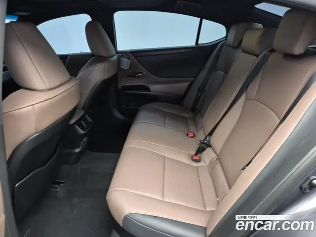 Lexus ES 2024 2.5 автомат (гидро), миниатюра 12
