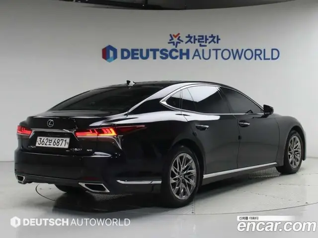 Lexus LS 2018 3.4 автомат (гидро), миниатюра 2