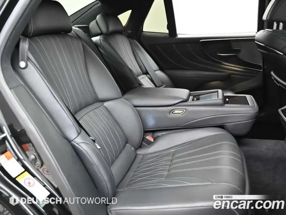Lexus LS 2018 3.4 автомат (гидро), фото 12
