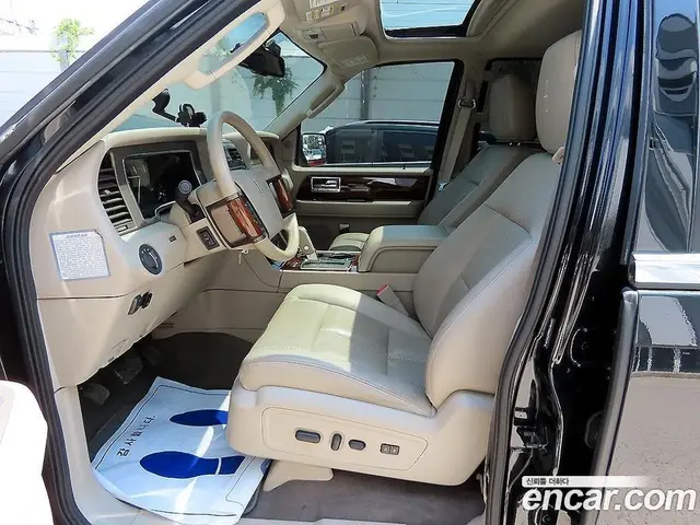 Lincoln Navigator 2014 5.4 автомат (гидро), миниатюра 10