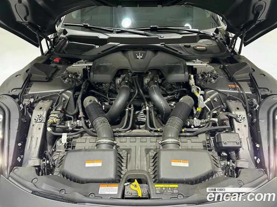 Maserati GranTurismo 2024 3.0 автомат (гидро), фото 6