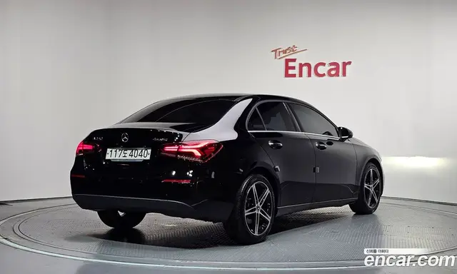 Mercedes-Benz A-Class 2020 2.0 автомат (гидро), миниатюра 2