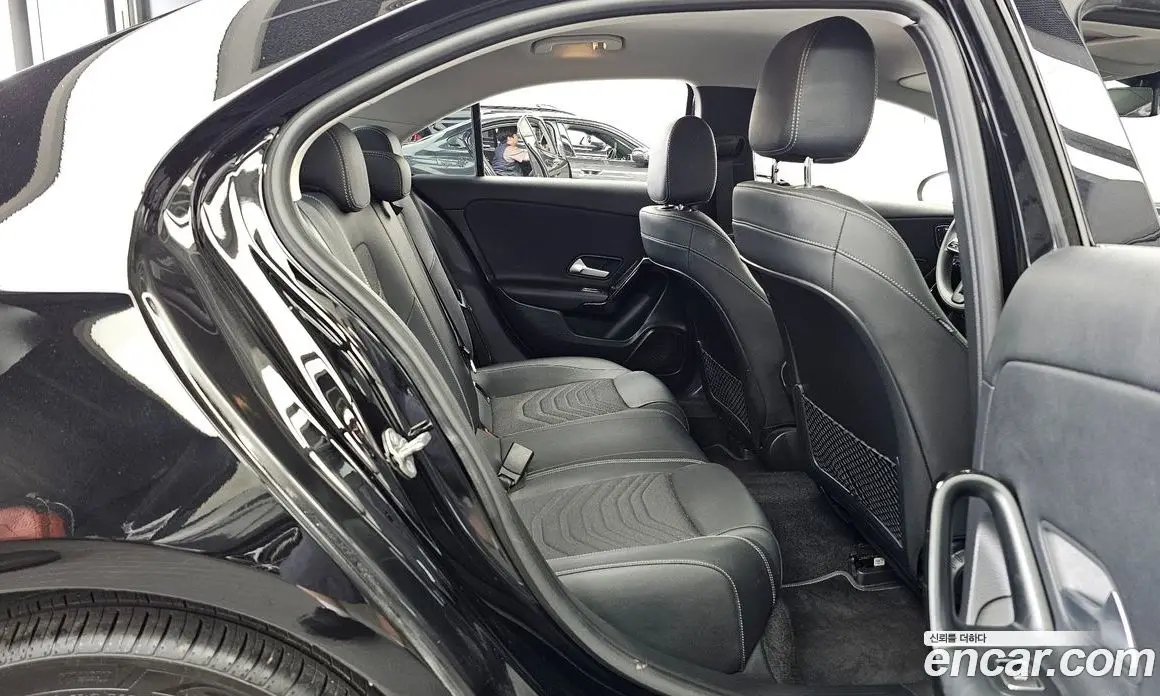 Mercedes-Benz A-Class 2020 2.0 автомат (гидро), фото 12