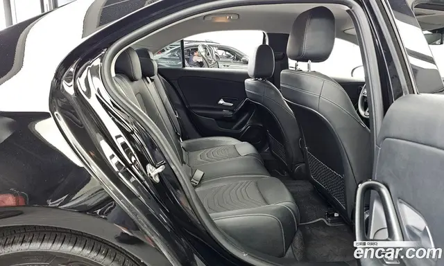 Mercedes-Benz A-Class 2020 2.0 автомат (гидро), миниатюра 12