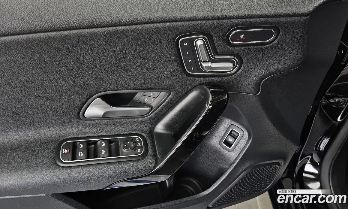 Mercedes-Benz A-Class 2020 2.0 автомат (гидро), фото 19
