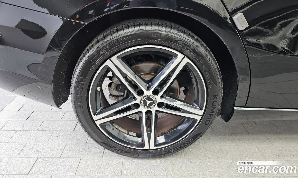 Mercedes-Benz A-Class 2020 2.0 автомат (гидро), фото 5