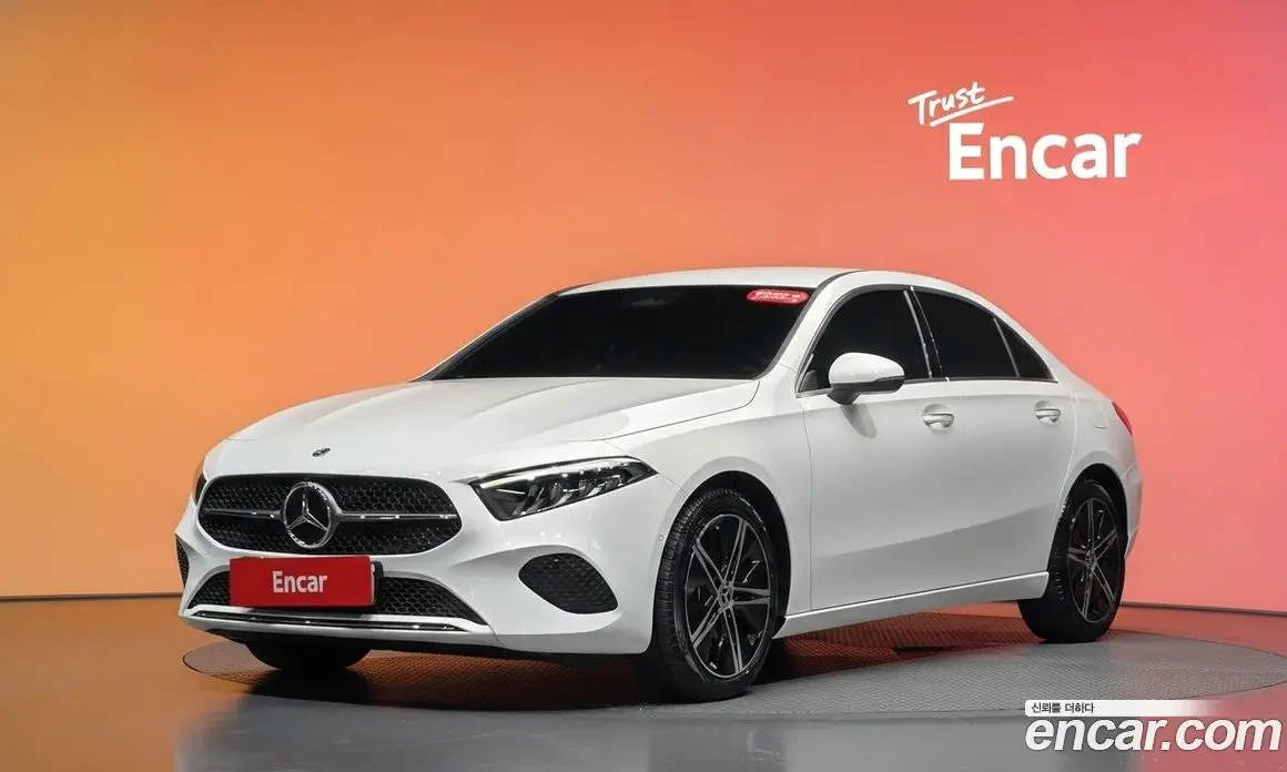 Mercedes-Benz A-Class 2024 1.9 автомат (гидро), фото 30
