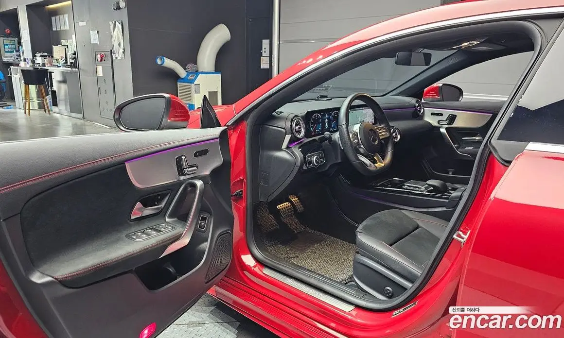 Mercedes-Benz CLA-Class 2021 2.0 автомат (гидро), фото 13