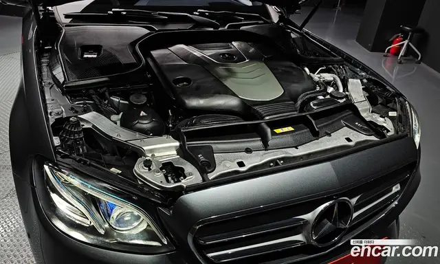 Mercedes-Benz E-Class 2017 3.0 автомат (гидро), миниатюра 6