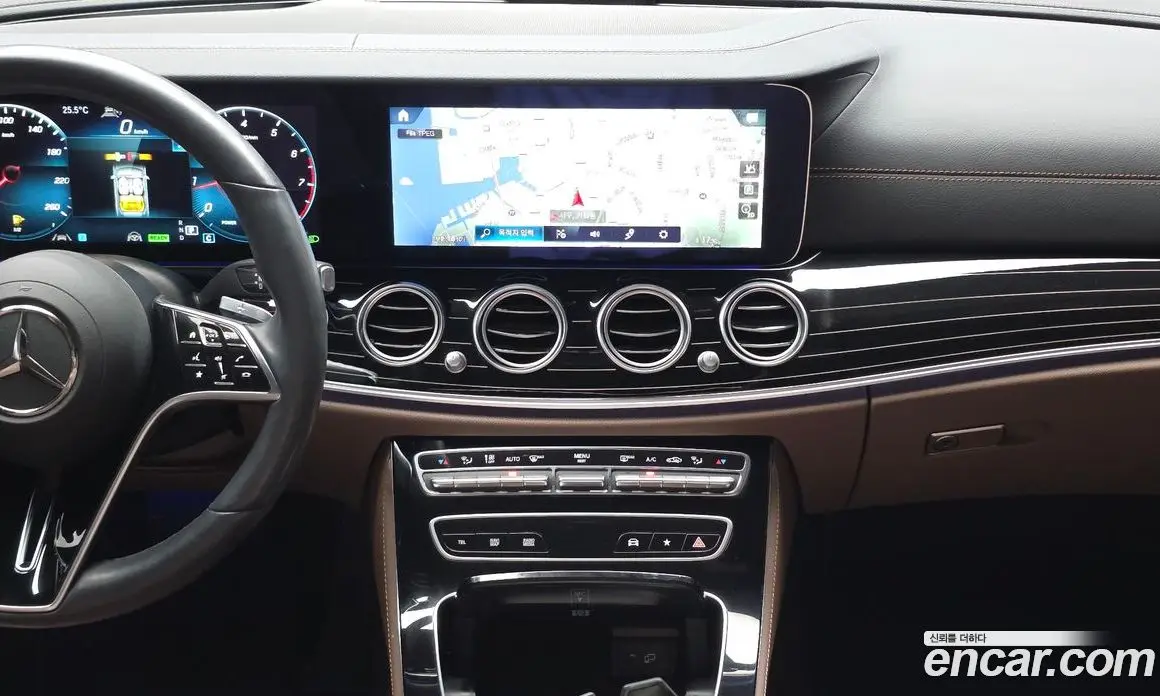 Mercedes-Benz E-Class 2022 3.0 автомат (гидро), фото 20