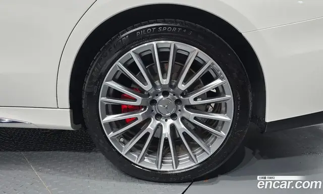Mercedes-Benz E-Class 2025 3.0 автомат (гидро), миниатюра 6
