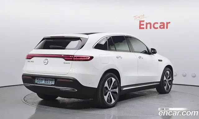 Mercedes-Benz EQC 2020 0.2 автомат (гидро), миниатюра 2