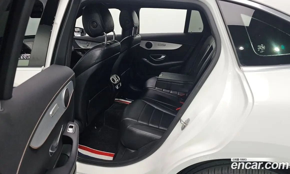 Mercedes-Benz EQC 2020 0.2 автомат (гидро), фото 11