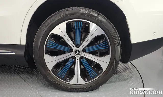 Mercedes-Benz EQC 2020 0.2 автомат (гидро), миниатюра 5