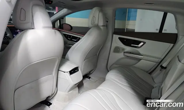 Mercedes-Benz EQE 2024 0.3 автомат (гидро), миниатюра 7
