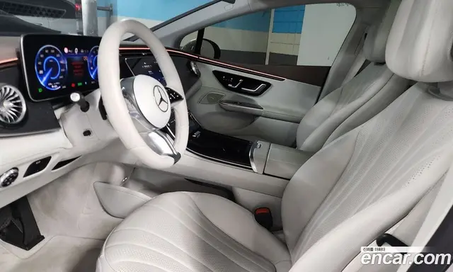 Mercedes-Benz EQE 2024 0.3 автомат (гидро), миниатюра 10