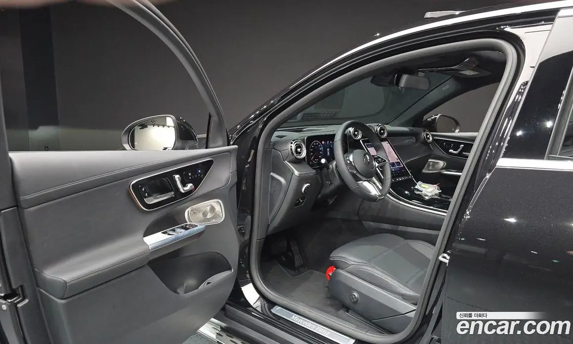 Mercedes-Benz GLC-Class 2025 2.0 автомат (гидро), фото 13