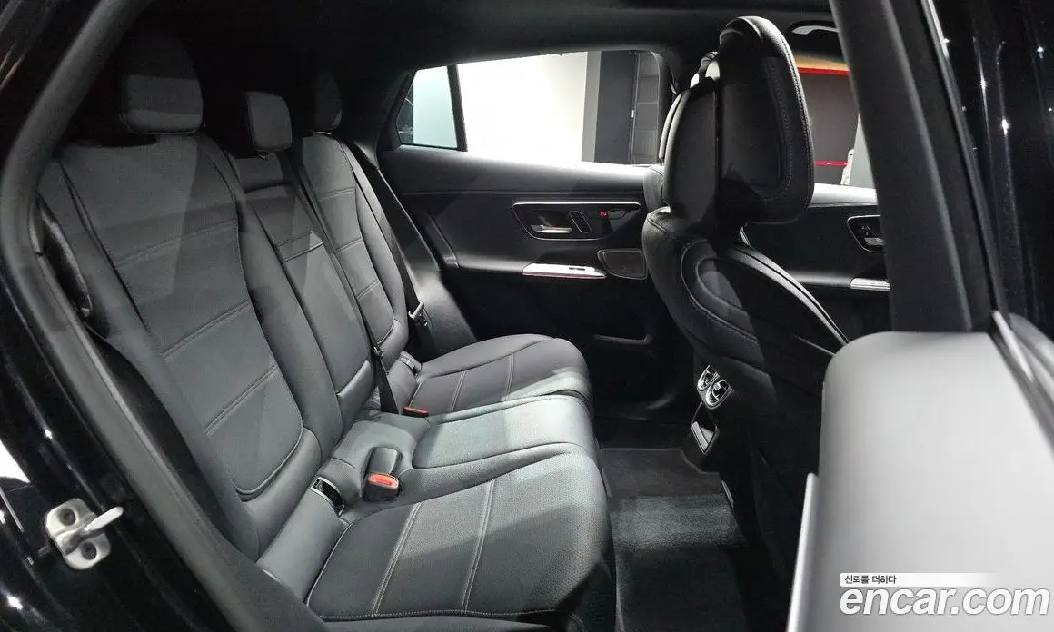 Mercedes-Benz GLC-Class 2025 2.0 автомат (гидро), фото 17